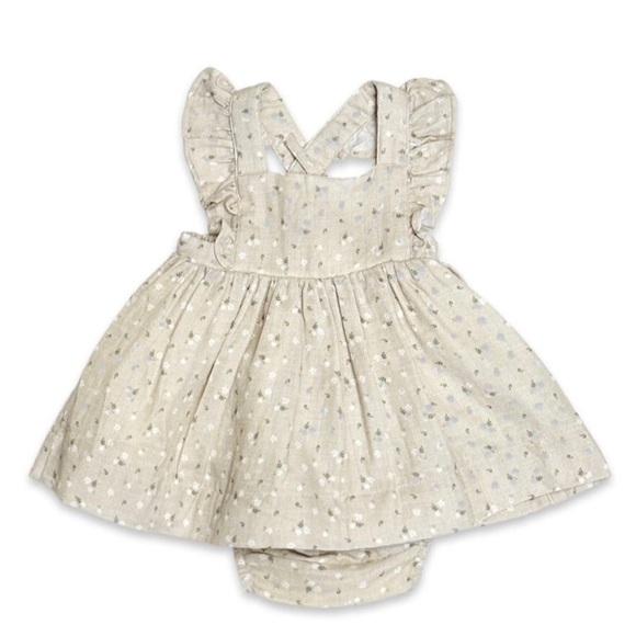 Viverano Other - NWOT Viverano Organic Floral Ruffle Cross Back Flare Baby Dress+Bloomer, 12-18m